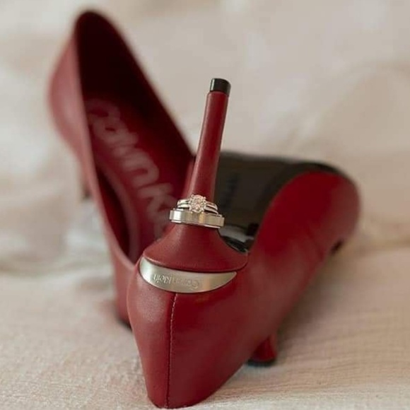 calvin klein ronna pumps